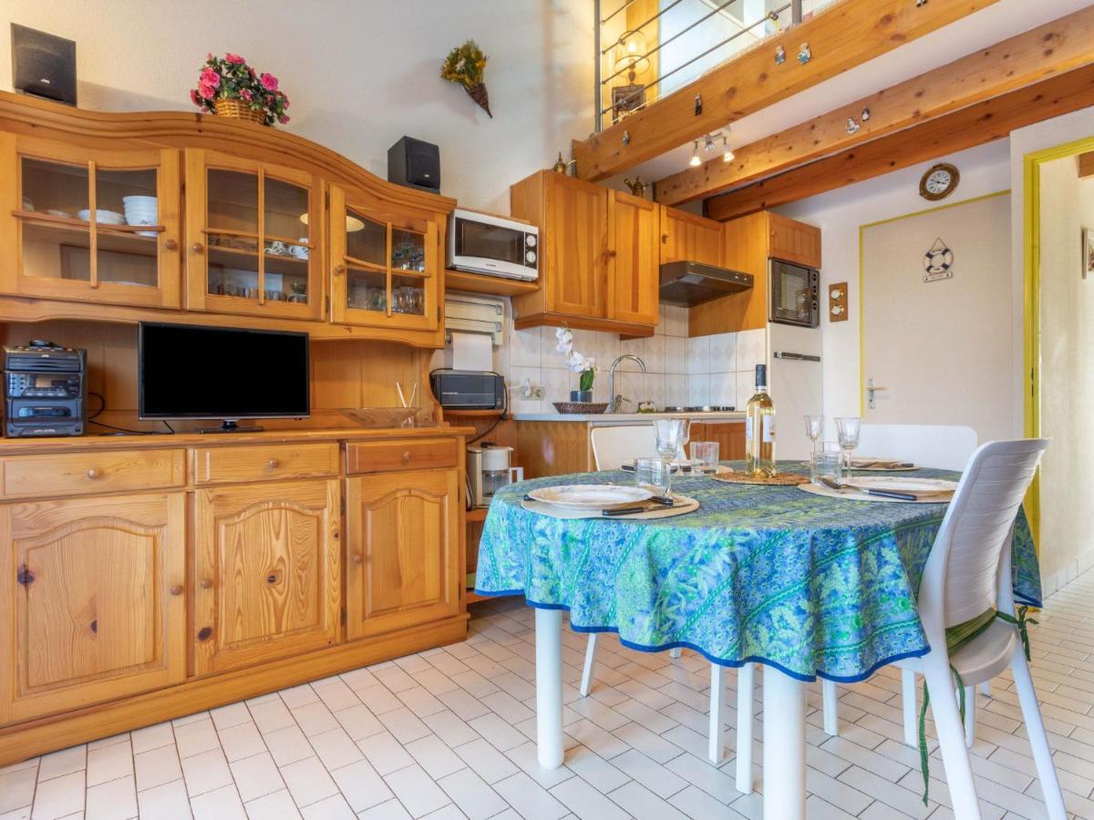 סן סיפריאן Holiday Home Le Hameau Du Port By Interhome מראה חיצוני תמונה
